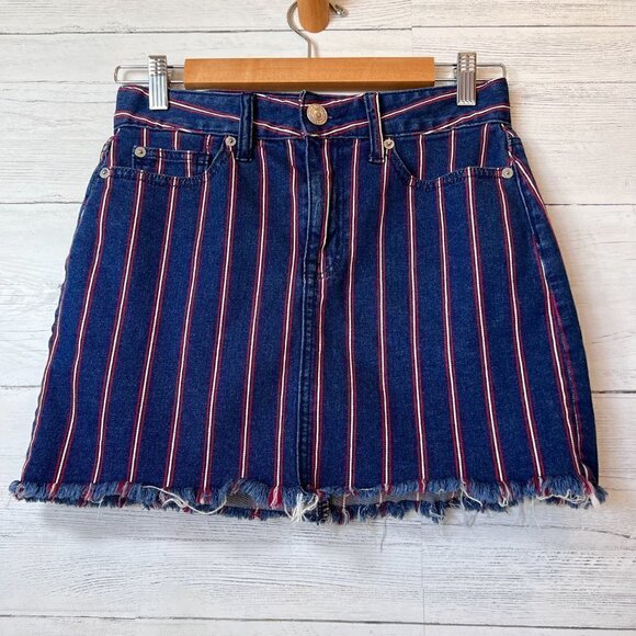American Eagle Mini Skirt Womens Size 2 Red, White, Blue Stripe Denim July 4th - Picture 5 of 16